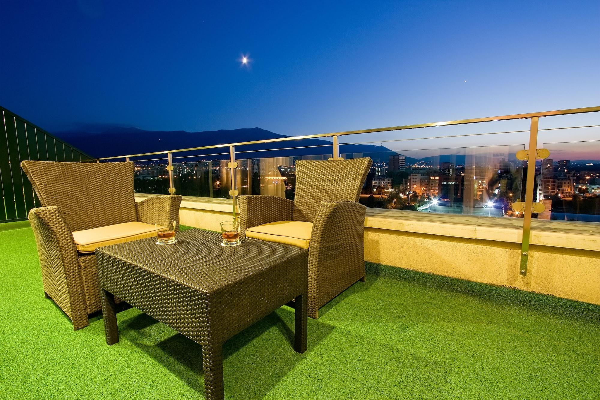 Vitosha Park - Free Indoor Pool & Parking 4* Sofia